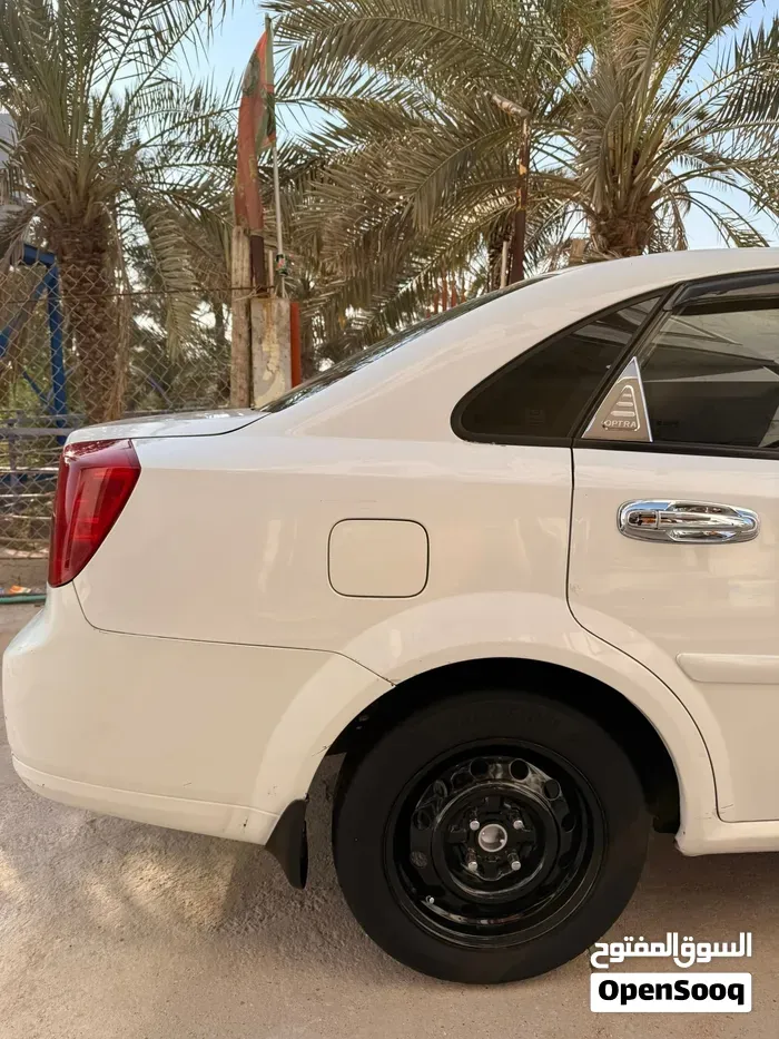 Chevrolet Optra 2014 photo 3