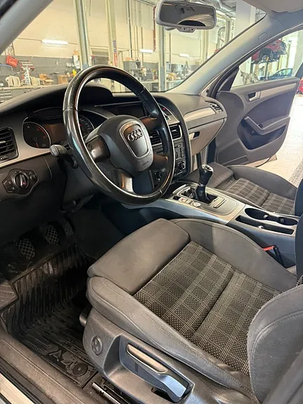 Audi A4 2008 photo 4
