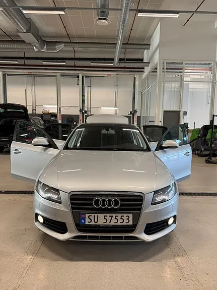 Audi A4 2008 photo 2