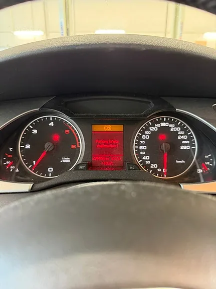 Audi A4 2008 photo 5