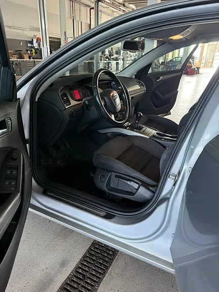 Audi A4 2008 photo 3