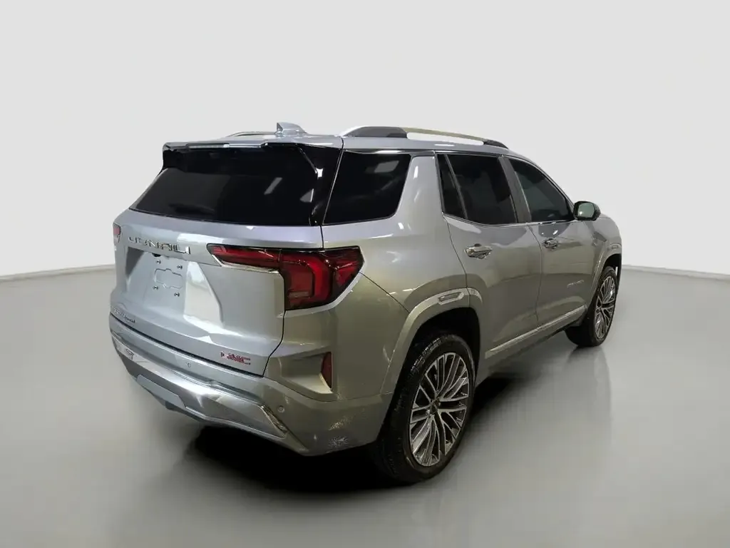 GMC Terrain 2027 photo 3