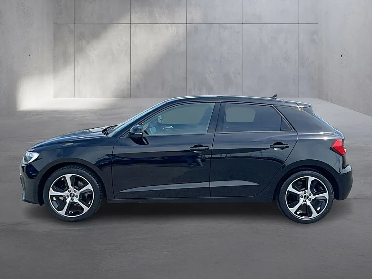 Audi A1 2026 photo 2