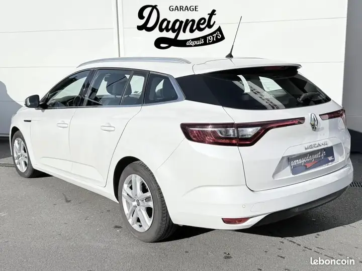 Renault Megane 2017 photo 4
