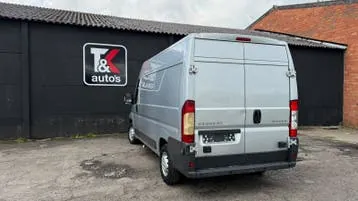 Peugeot Boxer 2011 photo 3