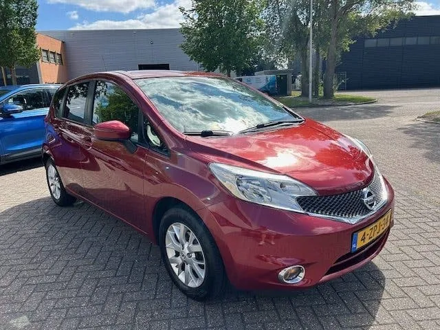 Nissan Note 2015 photo 3