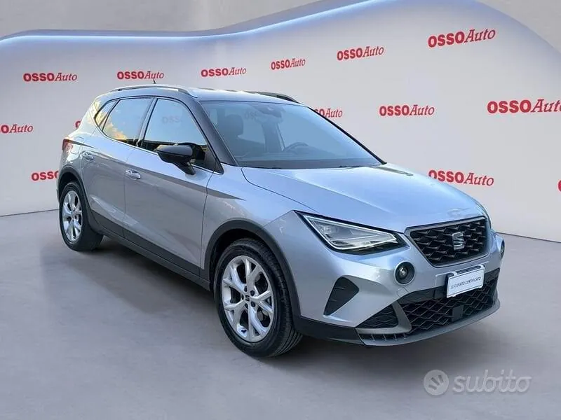 Seat Arona 2024 photo 2