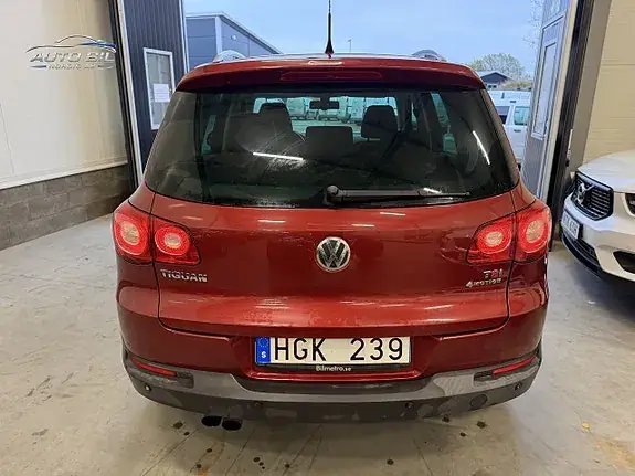 Volkswagen Tiguan 2011 photo 4