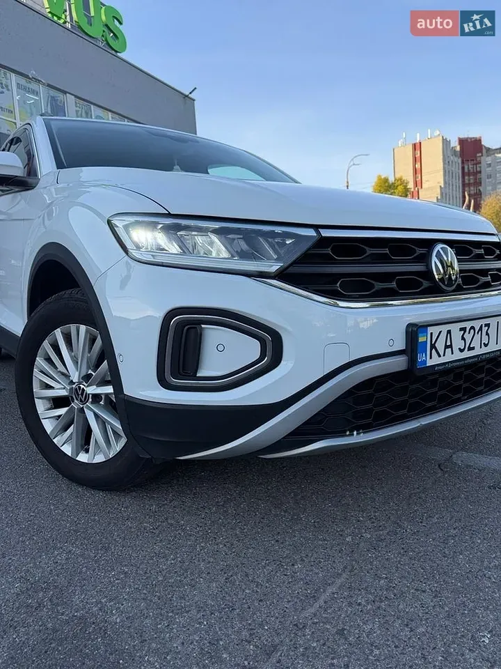 Volkswagen T-Roc 2022 photo 3