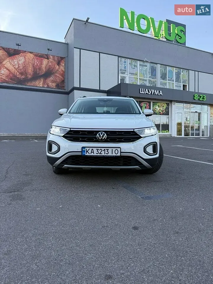 Volkswagen T-Roc 2022 photo 2