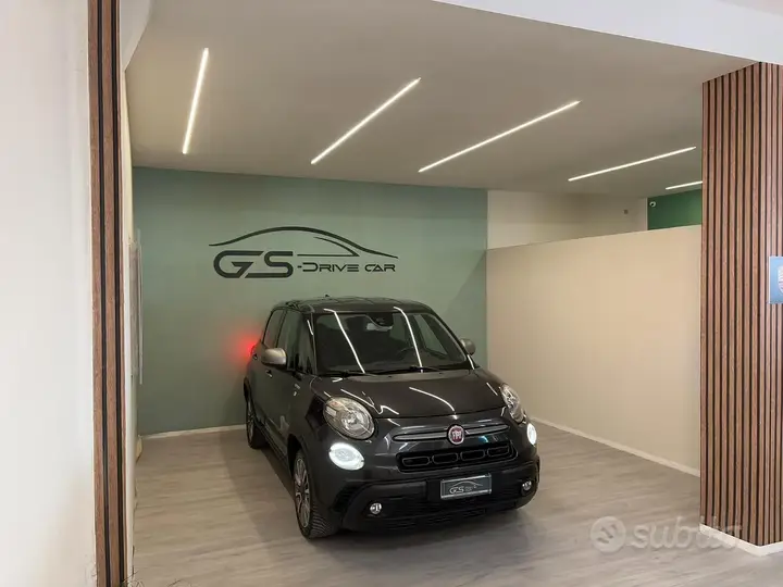 Fiat 500L 2021 photo 2