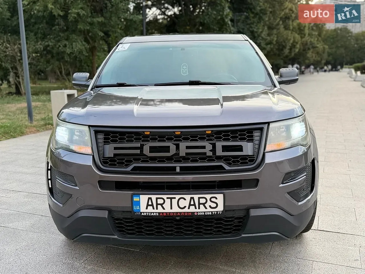 Ford Explorer 2016 photo 2