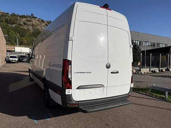 Mercedes-Benz Sprinter 208 2026 photo 3