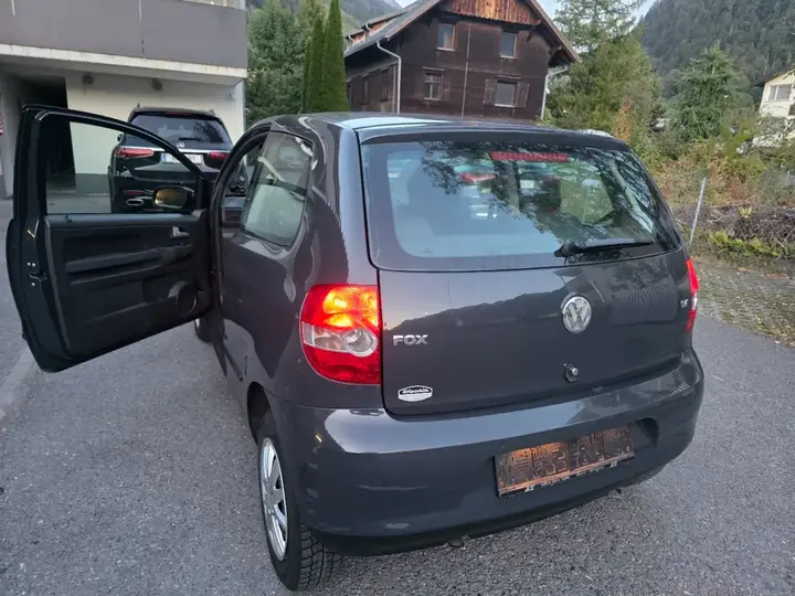 Volkswagen Fox 2006 photo 3