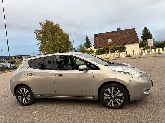 Nissan Leaf 2017 photo 3