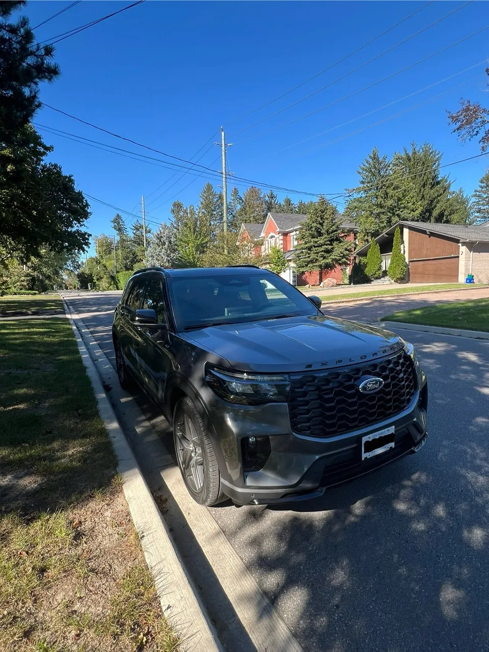 Ford Explorer 2026 photo 2