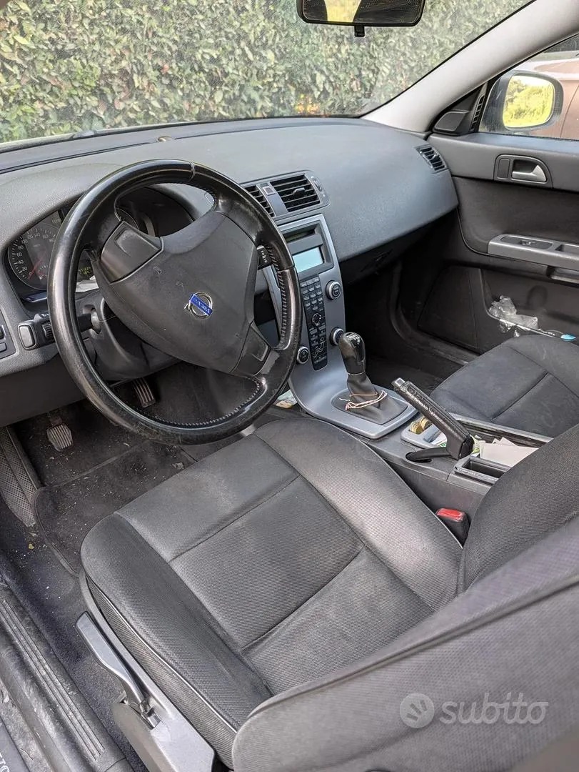 Volvo V50 2010 photo 5