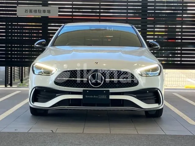 Mercedes-Benz C-Class photo 2