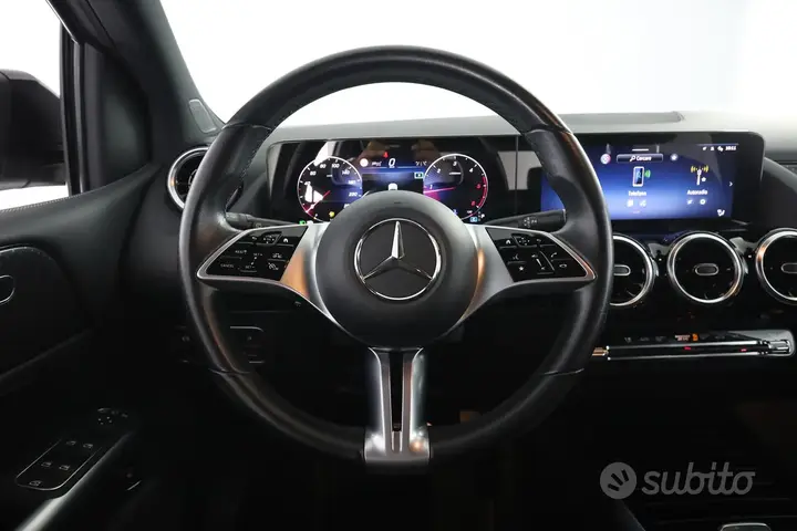 Mercedes-Benz B-Class 2023 photo 5