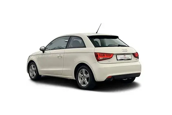 Audi A1 2011 photo 3