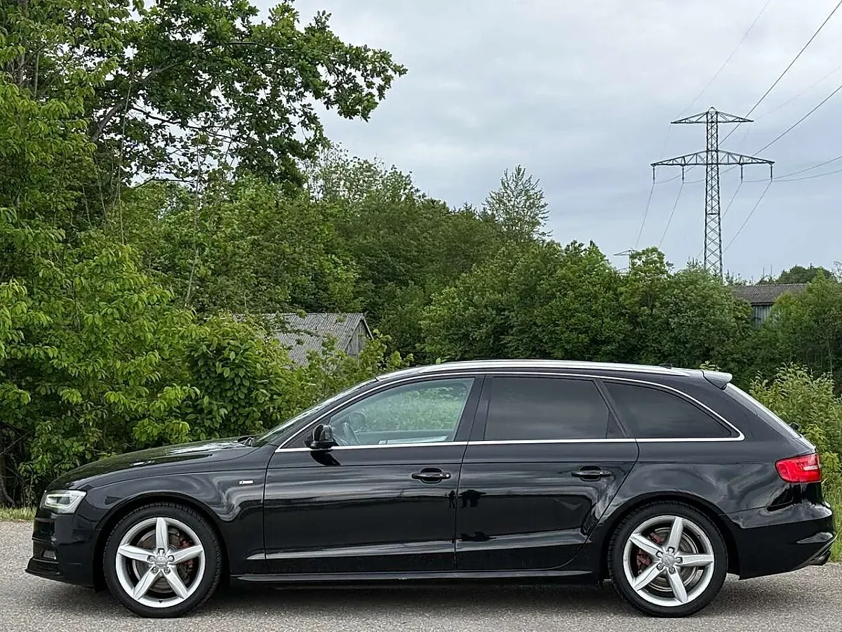 Audi A4 2015 photo 2