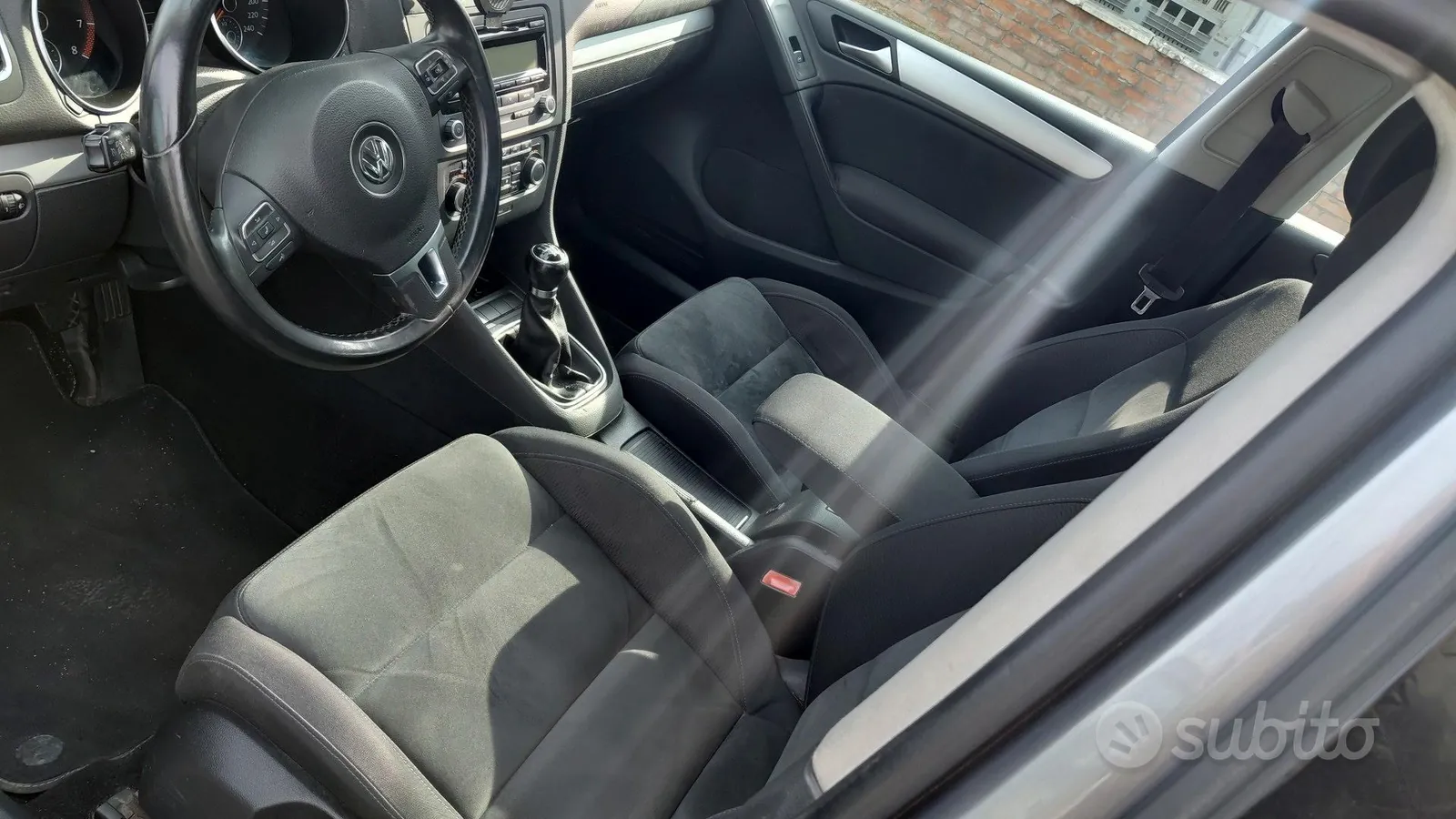 Volkswagen Golf 2011 photo 4