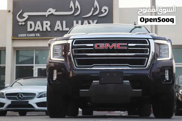 GMC Yukon 2023 photo 2