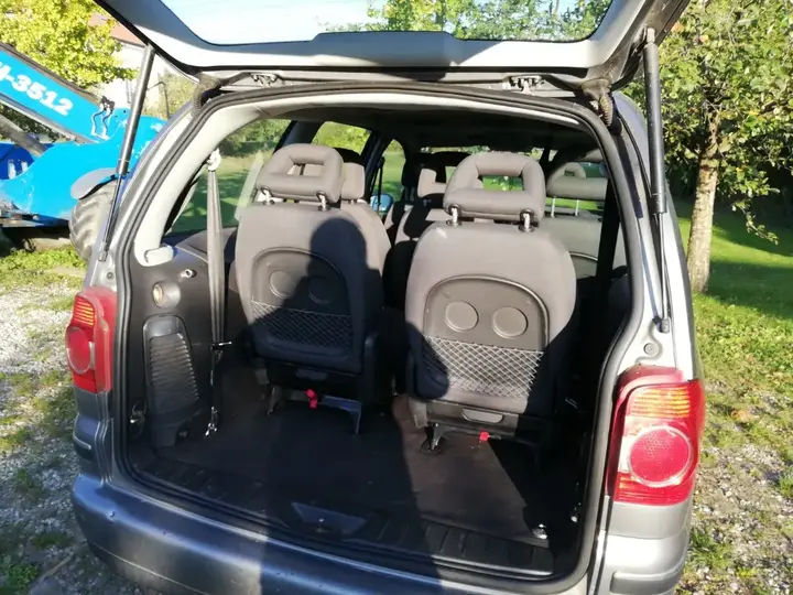 Volkswagen Sharan 2004 photo 2