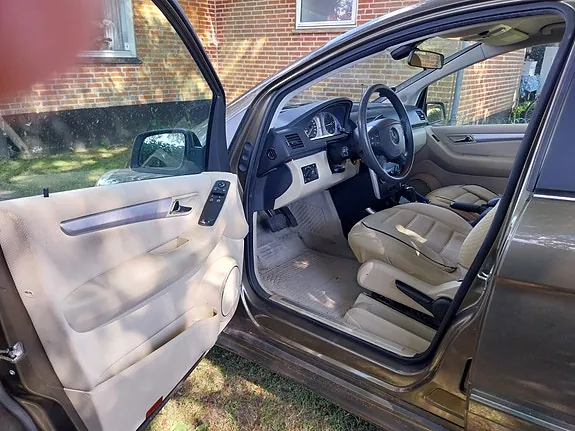 Mercedes-Benz B180 2010 photo 5
