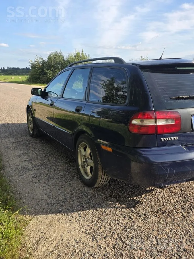 Volvo V40 2003 photo 4