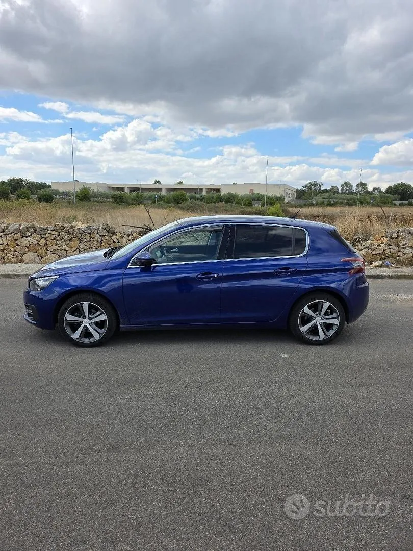 Peugeot 308 2018 photo 2