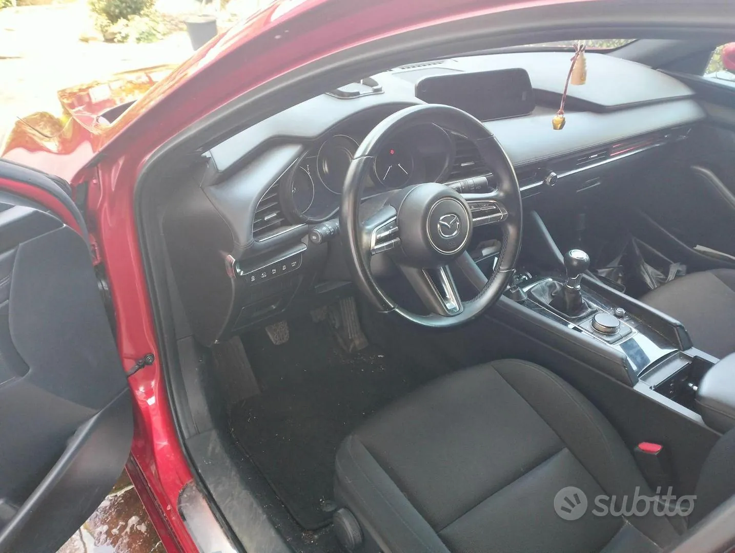 Mazda Mazda3 2022 photo 4