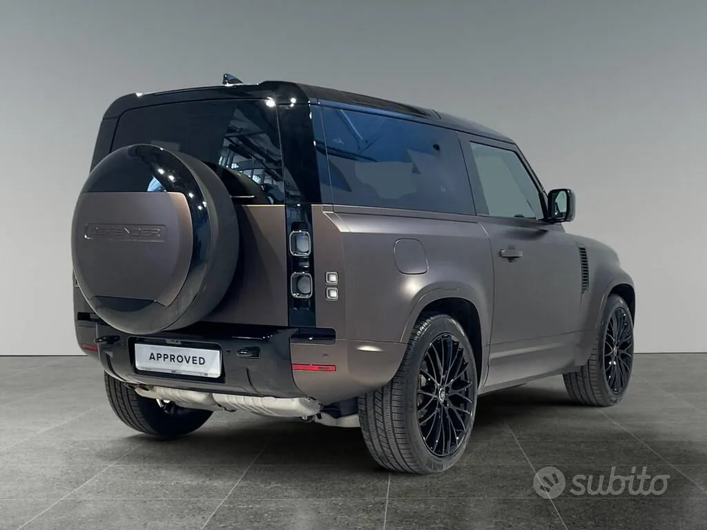 Land Rover Defender 2025 photo 2