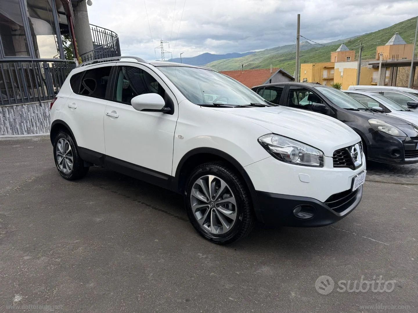 Nissan Qashqai 2012 photo 3