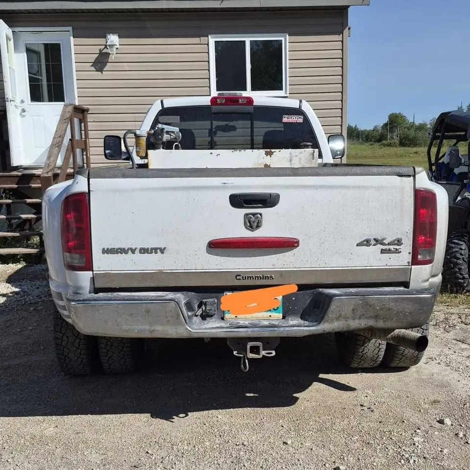 Dodge Ram 3500 2005 photo 4