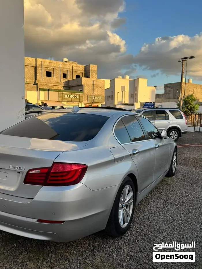 BMW 5 Series 2010 photo 3