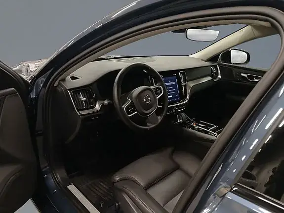 Volvo V60 2026 photo 4