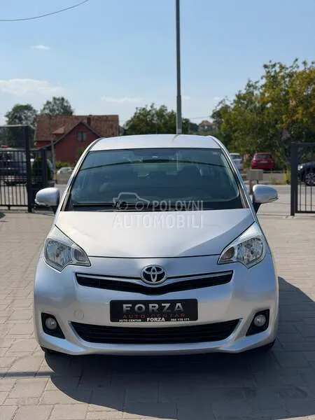 Toyota Verso-S