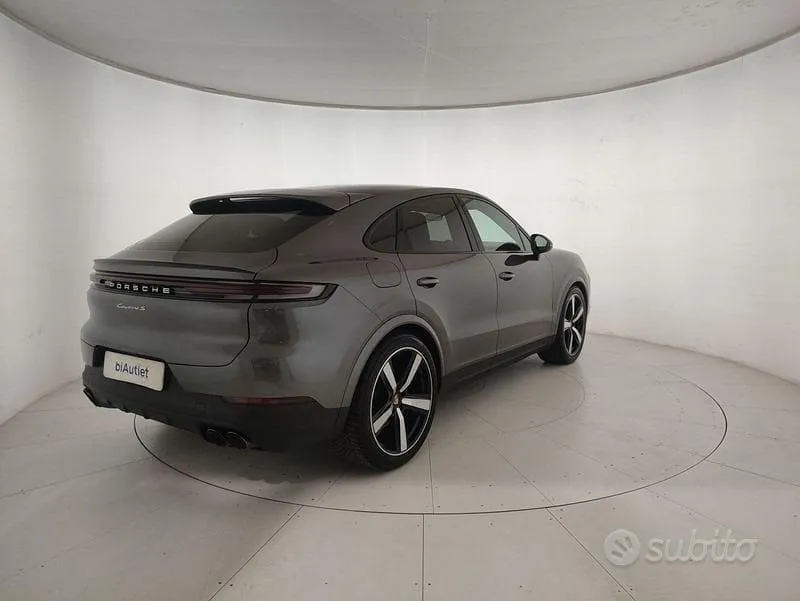 Porsche Cayenne 2023 photo 4
