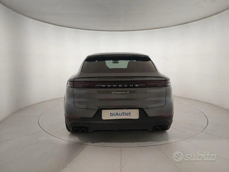 Porsche Cayenne 2023 photo 3