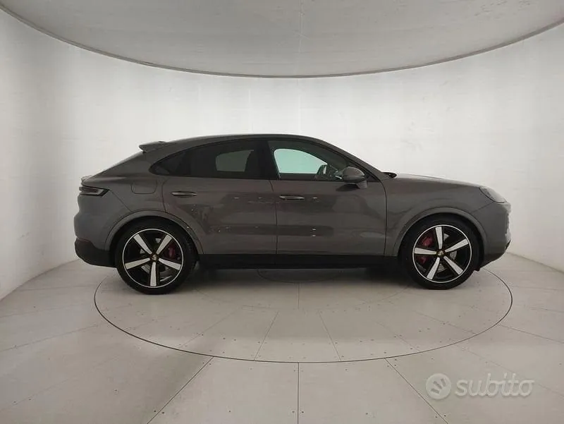 Porsche Cayenne 2023 photo 5