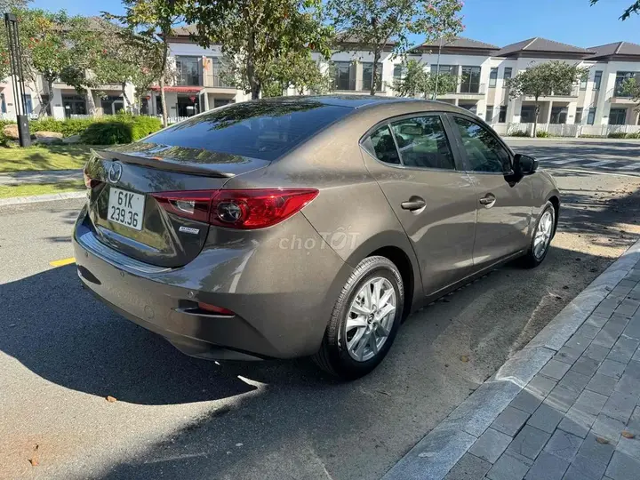 Mazda 3 2017 photo 4