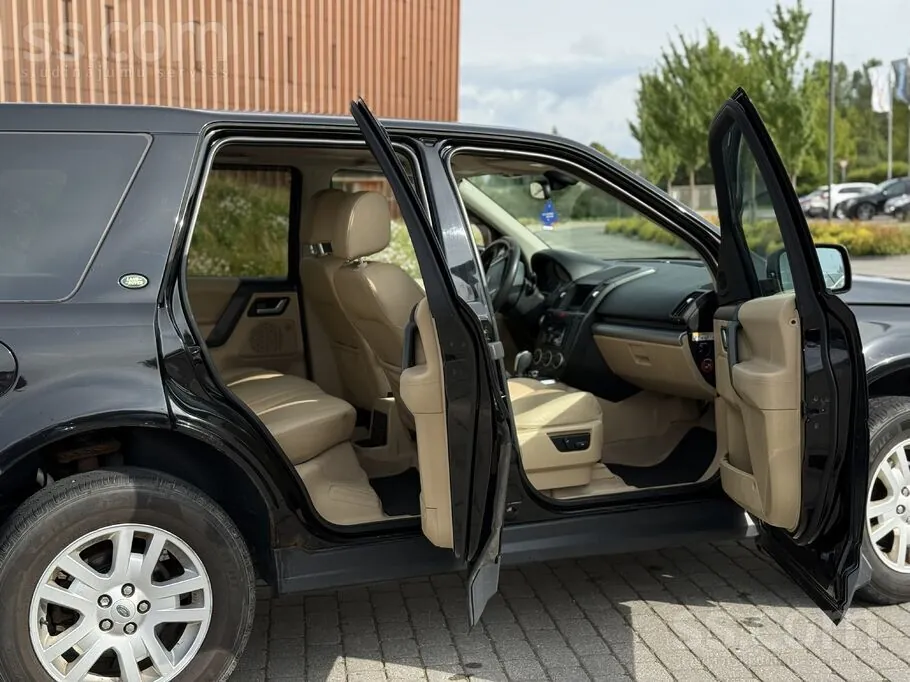 Land Rover Freelander 2 2008 photo 5