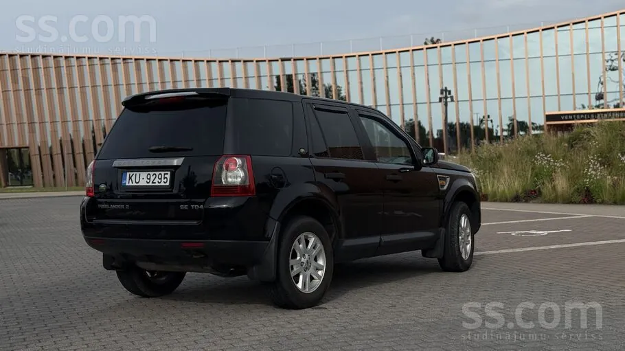 Land Rover Freelander 2 2008 photo 4
