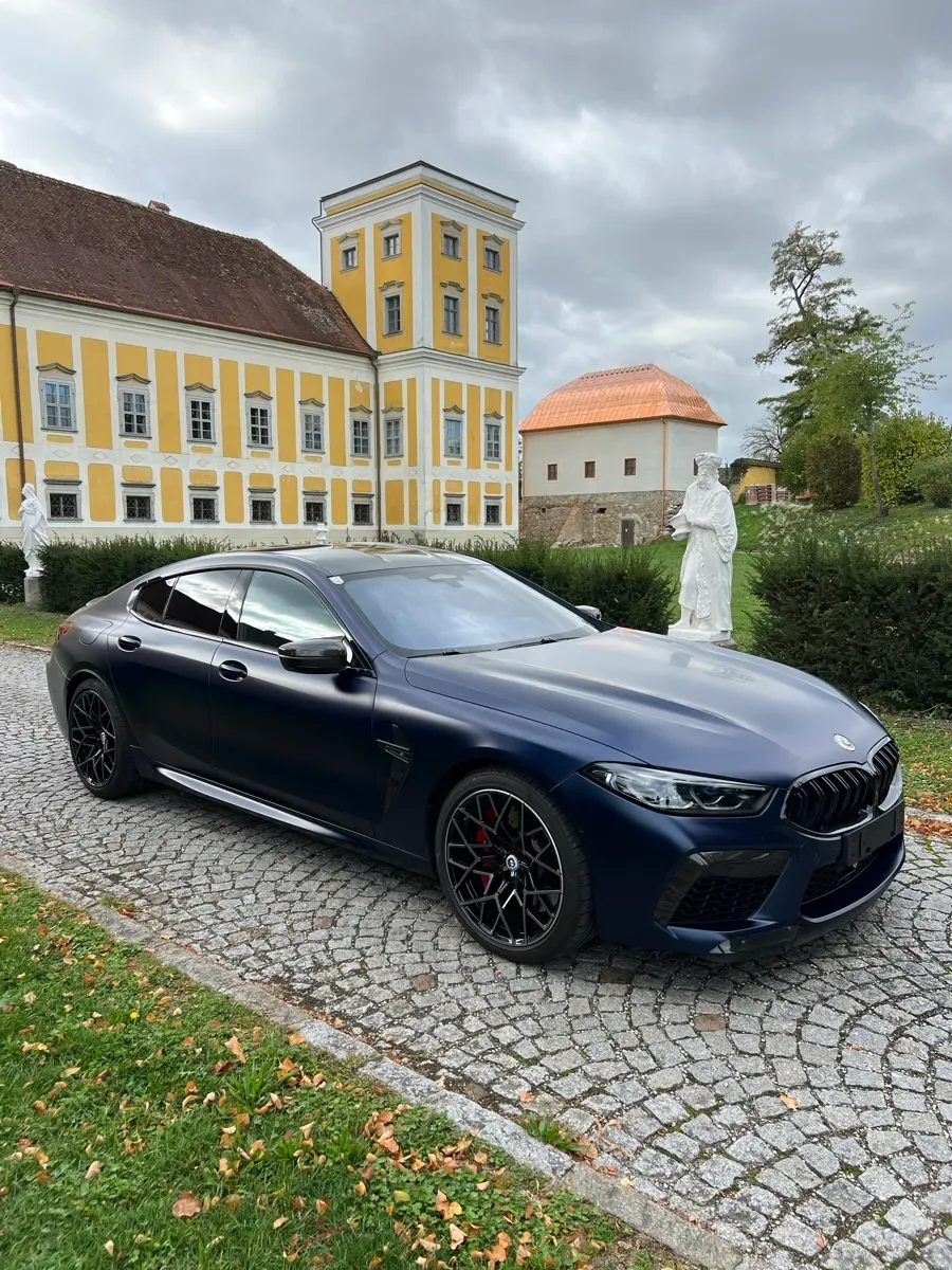 BMW 8 Series 2022 photo 3