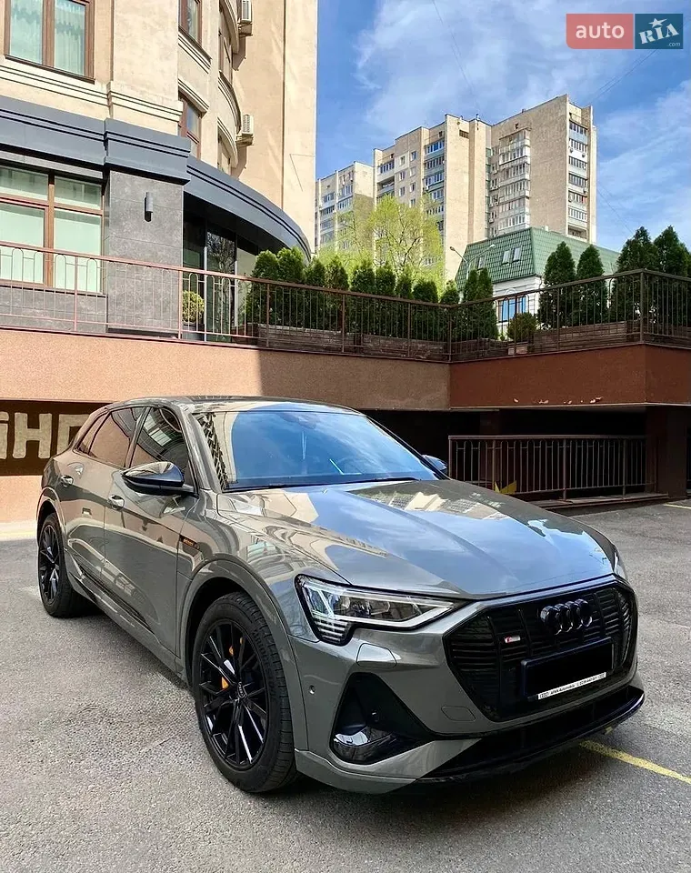 Audi E-Tron 2022 photo 4