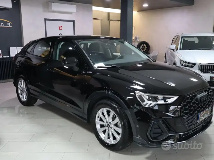 Audi Q3 2023 photo 3