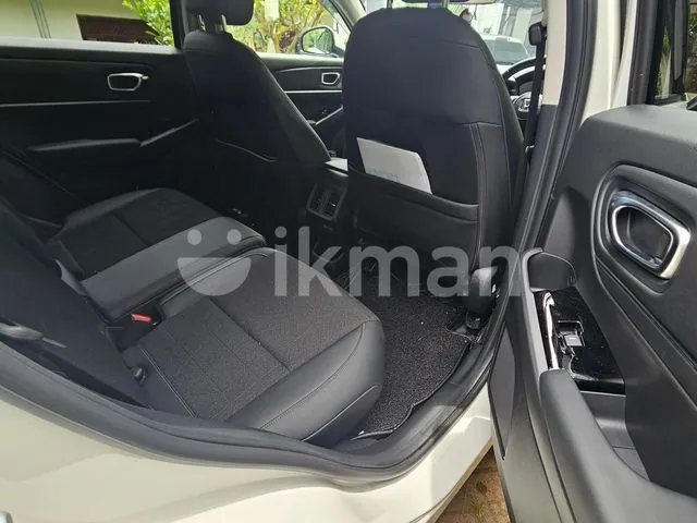 Honda Vezel 2023 photo 2