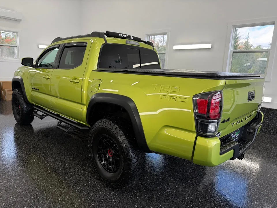 Toyota Tacoma 2022 photo 2