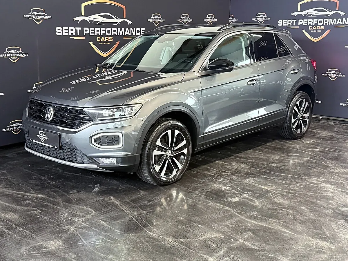 Volkswagen T-Roc 2019 photo 2